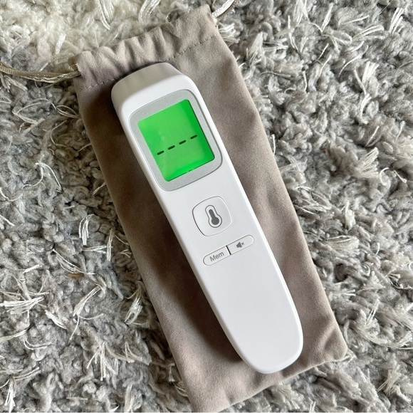 Sharper Image Touchless Thermometer - Picture 4 of 9